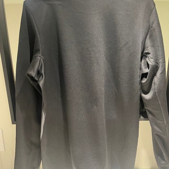 Adidas Long Sleeve Large - Picture 2 of 4